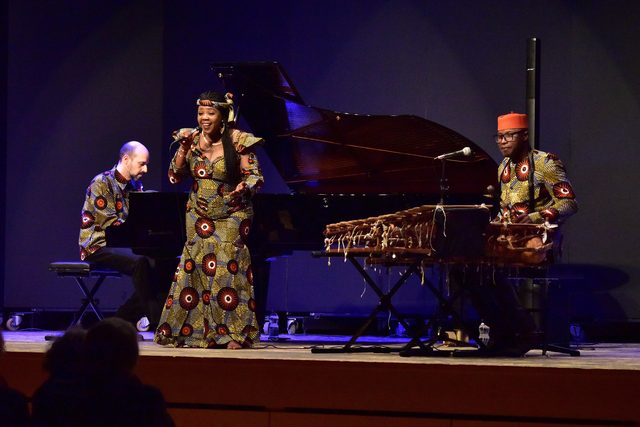 Claude Diallo and Djiby Diabate in concert