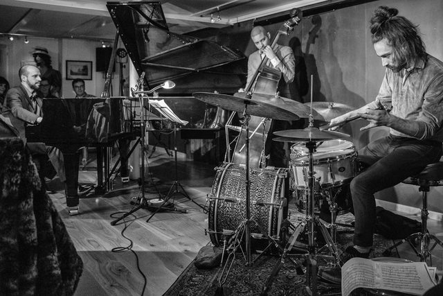 Claude Diallo Situation live on stage with Luques Curtis and Andy Bauer